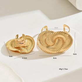 14K Gold Plated Golden Shell-Inspired  Jewelry Set - Necklace, Earrings, And Ring (Color: Gold)